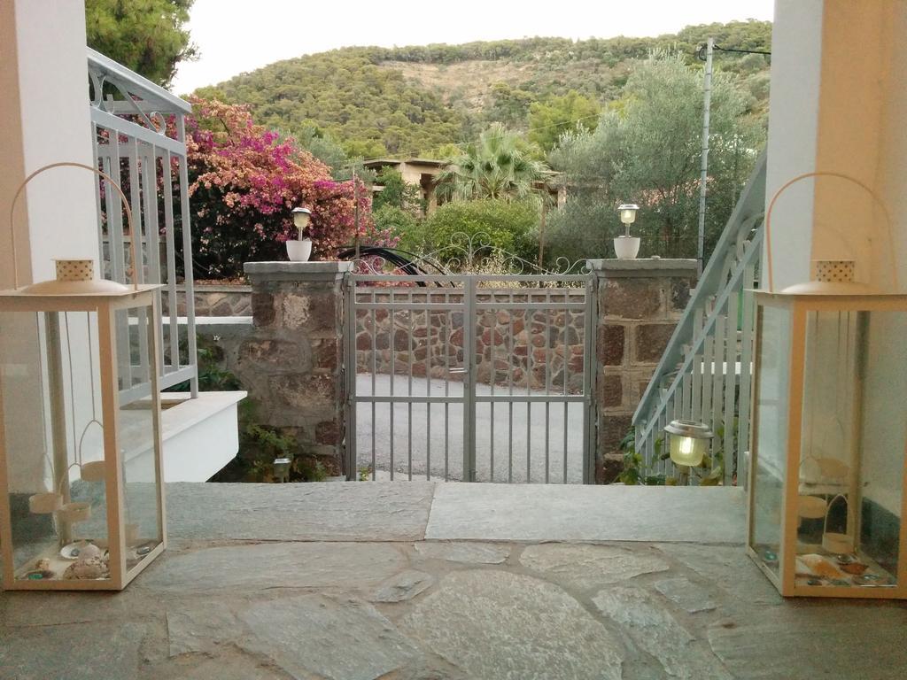 Panos Studios Poros Town المظهر الخارجي الصورة